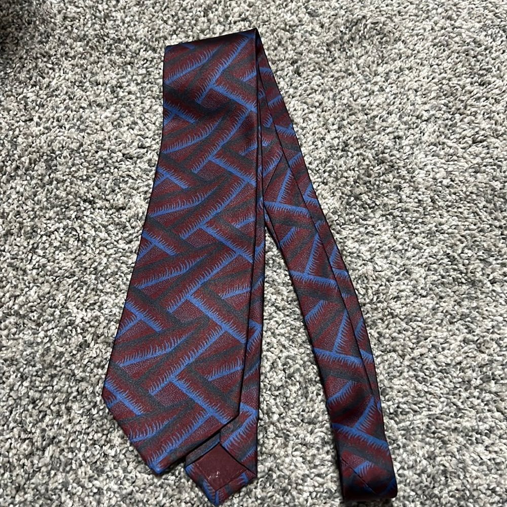 Giorgio Armani Mens tie